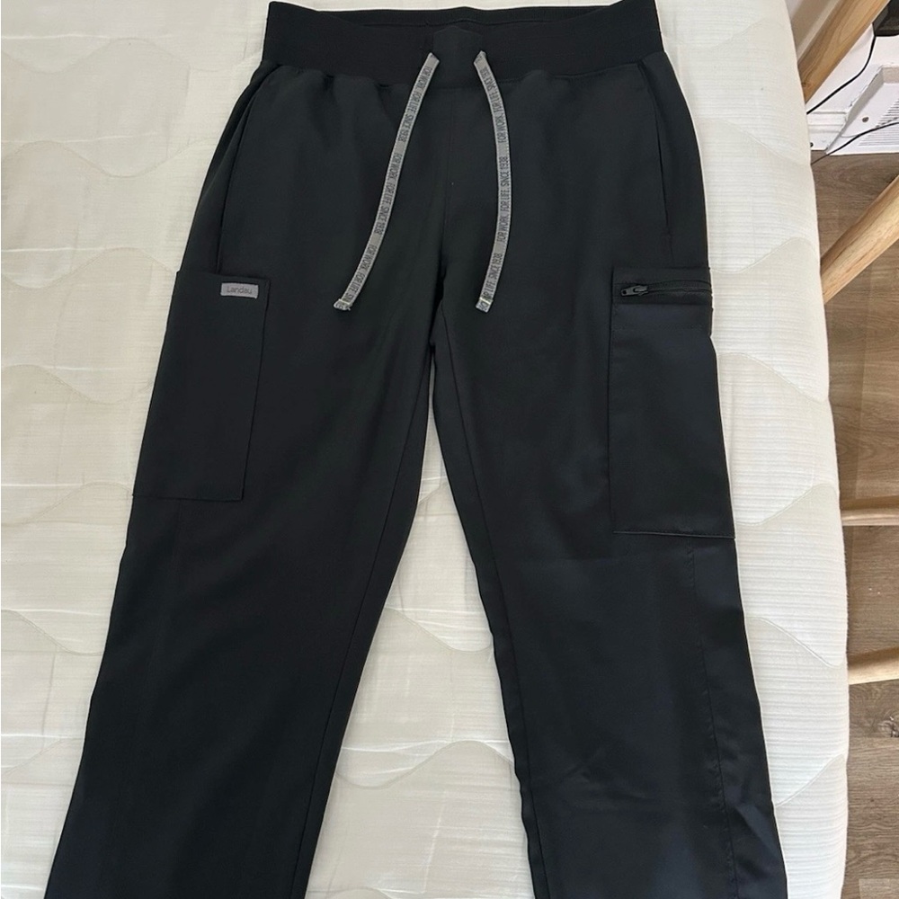 Landau Scrubs